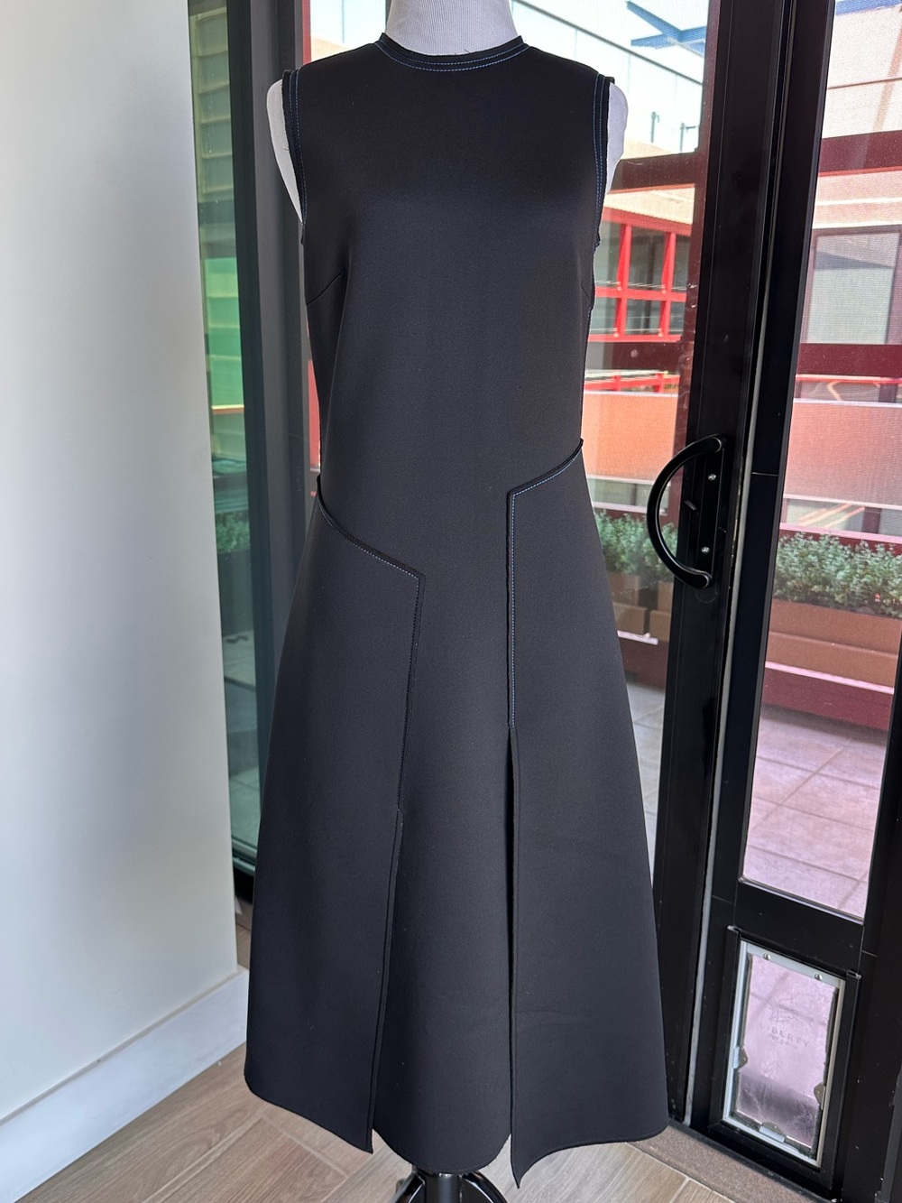 DKNY Sleek Black Sleeveless Midi Dress